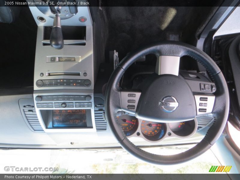 Onyx Black / Black 2005 Nissan Maxima 3.5 SE