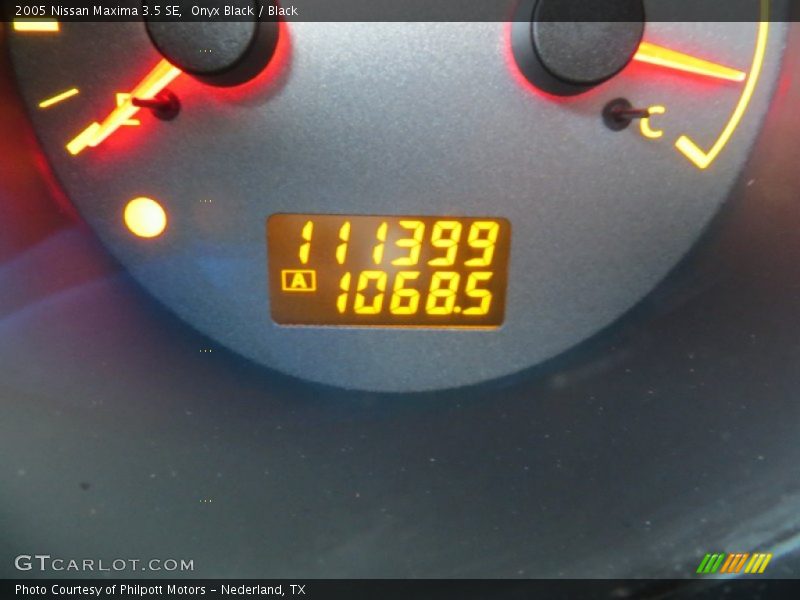 Onyx Black / Black 2005 Nissan Maxima 3.5 SE