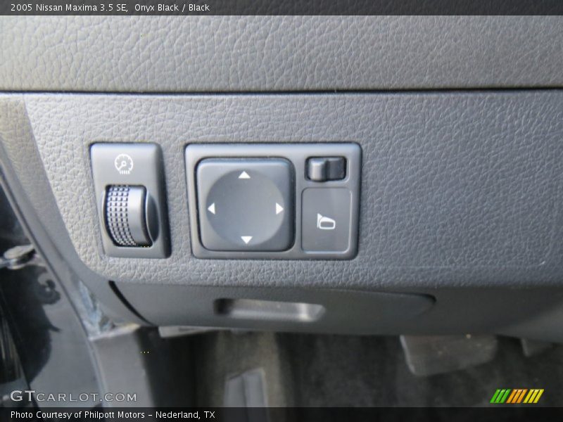 Onyx Black / Black 2005 Nissan Maxima 3.5 SE