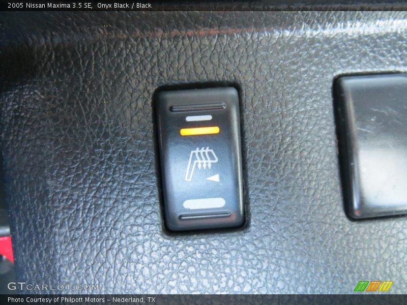 Onyx Black / Black 2005 Nissan Maxima 3.5 SE