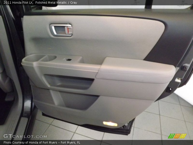 Polished Metal Metallic / Gray 2011 Honda Pilot LX
