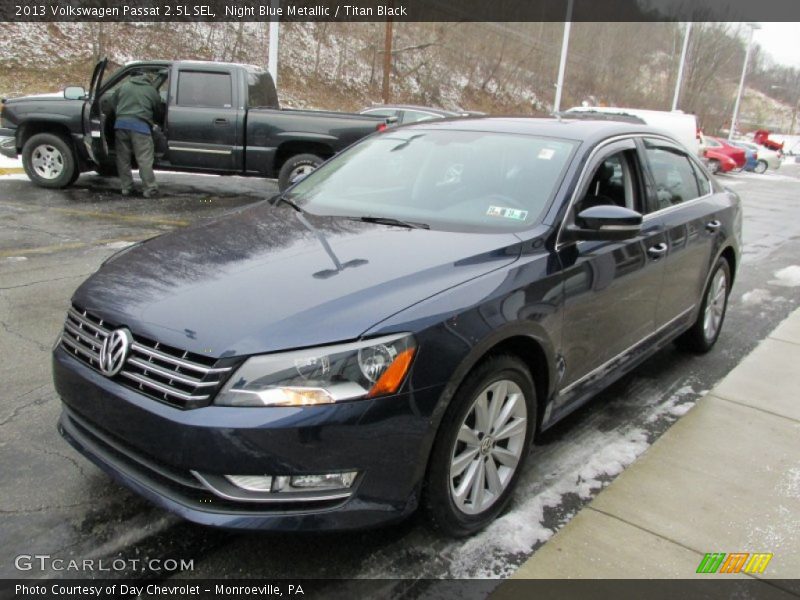 Night Blue Metallic / Titan Black 2013 Volkswagen Passat 2.5L SEL