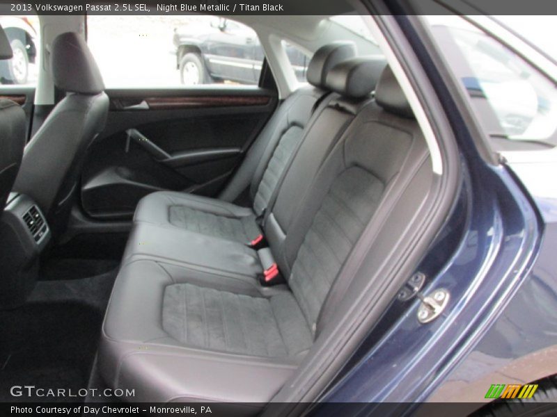 Night Blue Metallic / Titan Black 2013 Volkswagen Passat 2.5L SEL