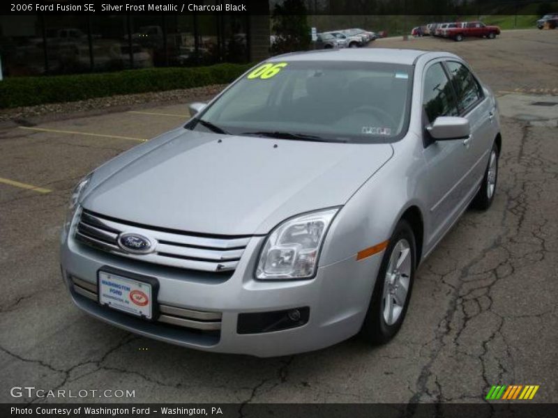 Silver Frost Metallic / Charcoal Black 2006 Ford Fusion SE