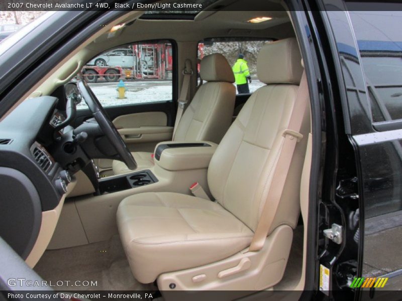 Black / Ebony/Light Cashmere 2007 Chevrolet Avalanche LT 4WD