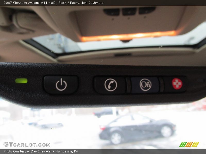 Black / Ebony/Light Cashmere 2007 Chevrolet Avalanche LT 4WD