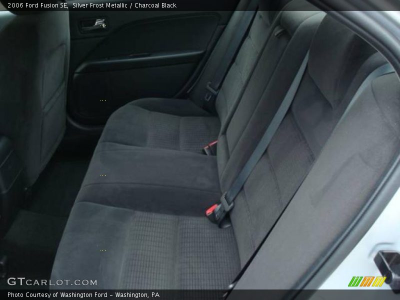 Silver Frost Metallic / Charcoal Black 2006 Ford Fusion SE