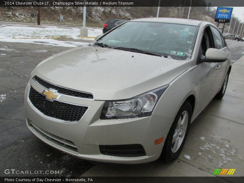 Champagne Silver Metallic / Medium Titanium 2014 Chevrolet Cruze LT