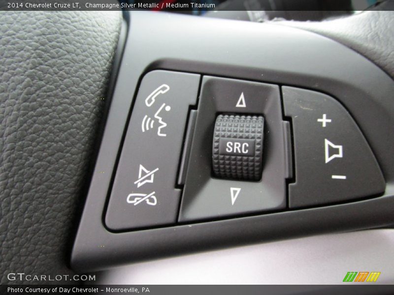 Champagne Silver Metallic / Medium Titanium 2014 Chevrolet Cruze LT
