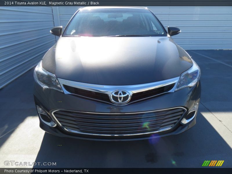 Magnetic Gray Metallic / Black 2014 Toyota Avalon XLE