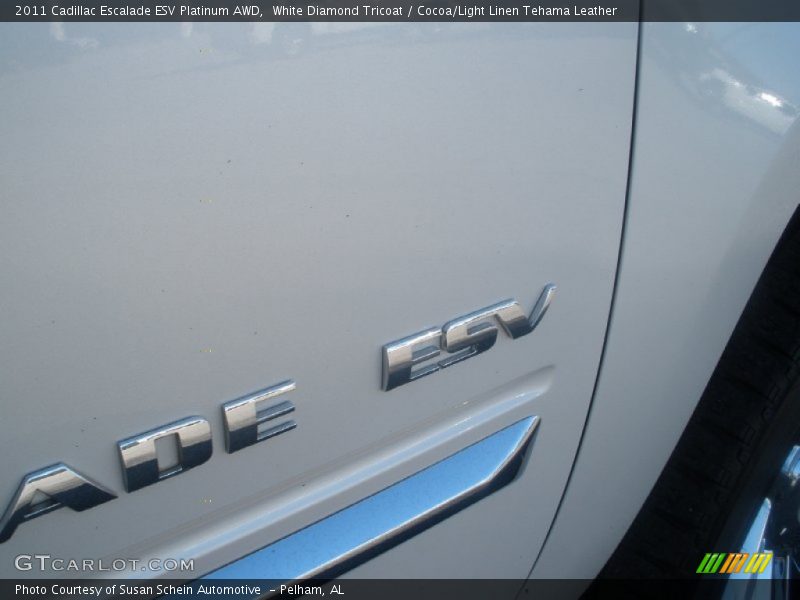 White Diamond Tricoat / Cocoa/Light Linen Tehama Leather 2011 Cadillac Escalade ESV Platinum AWD