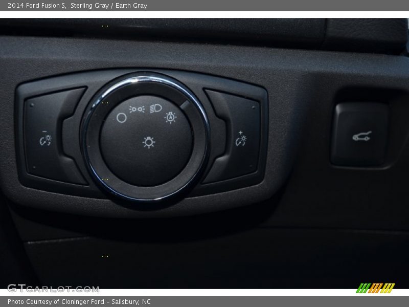 Sterling Gray / Earth Gray 2014 Ford Fusion S