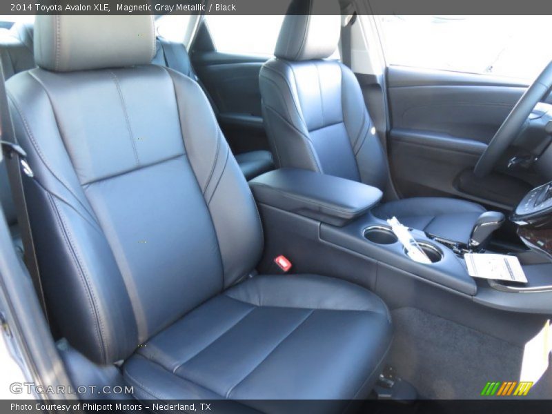 Magnetic Gray Metallic / Black 2014 Toyota Avalon XLE
