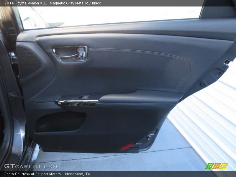 Magnetic Gray Metallic / Black 2014 Toyota Avalon XLE