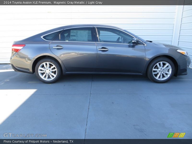 Magnetic Gray Metallic / Light Gray 2014 Toyota Avalon XLE Premium