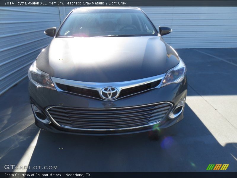 Magnetic Gray Metallic / Light Gray 2014 Toyota Avalon XLE Premium