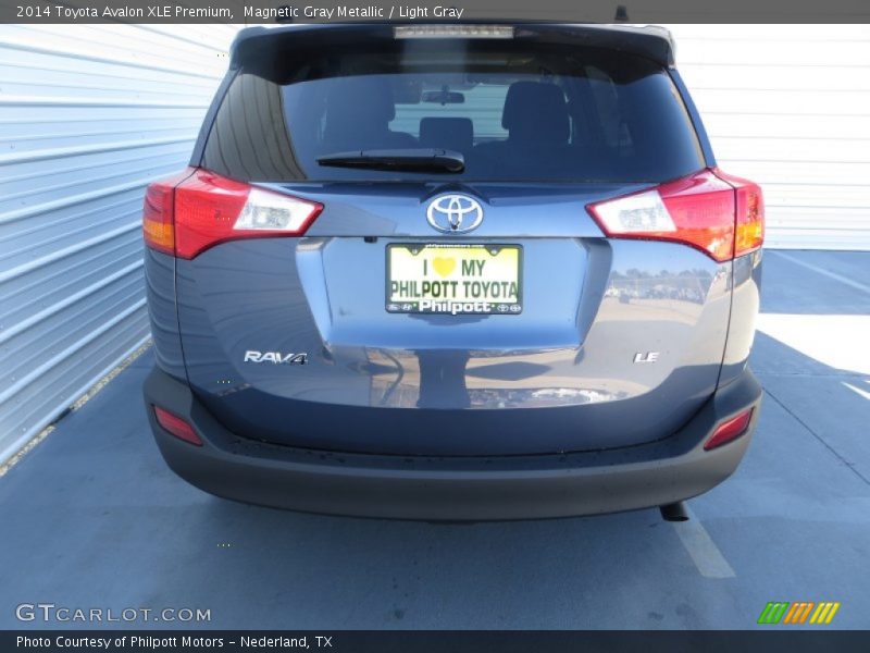 Magnetic Gray Metallic / Light Gray 2014 Toyota Avalon XLE Premium