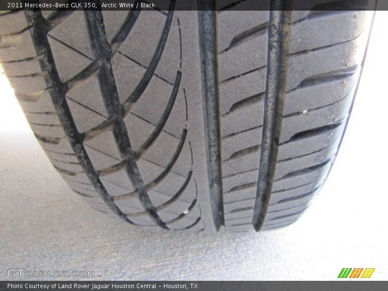 Arctic White / Black 2011 Mercedes-Benz GLK 350