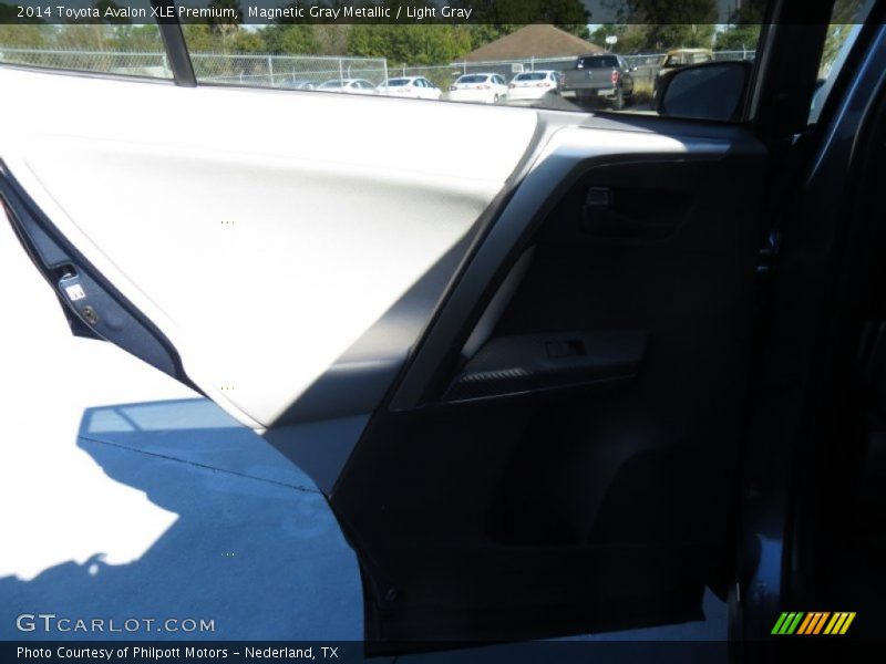 Magnetic Gray Metallic / Light Gray 2014 Toyota Avalon XLE Premium