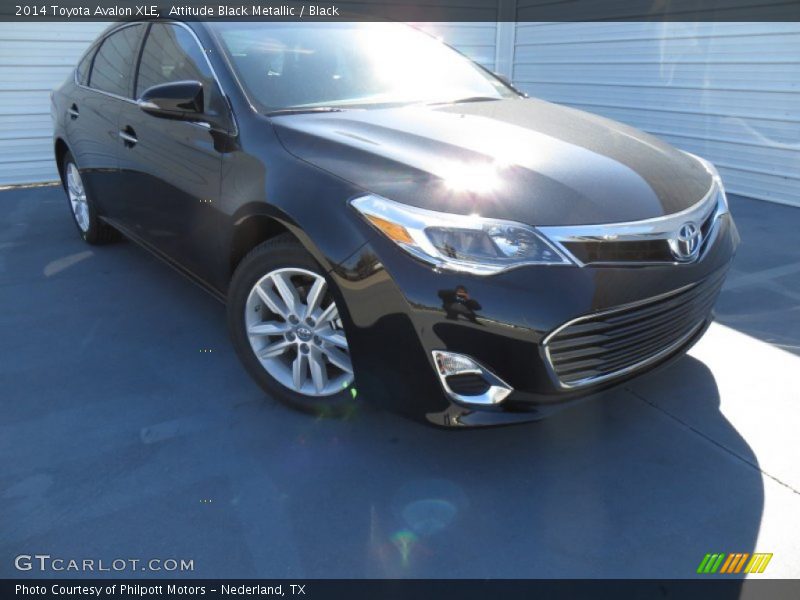 Attitude Black Metallic / Black 2014 Toyota Avalon XLE