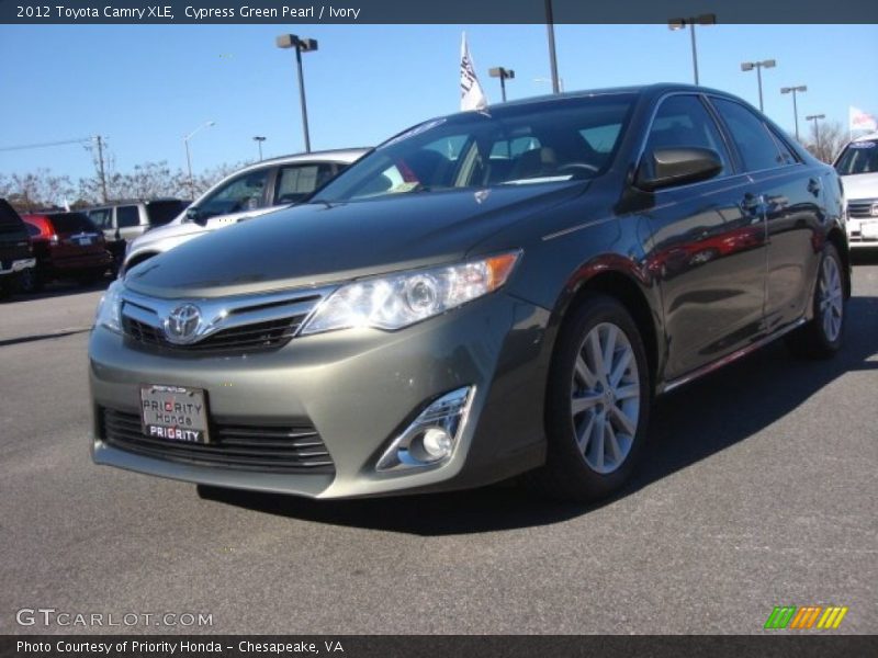 Cypress Green Pearl / Ivory 2012 Toyota Camry XLE