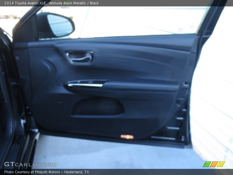 Attitude Black Metallic / Black 2014 Toyota Avalon XLE