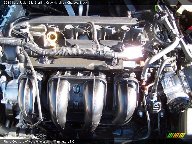 Sterling Gray Metallic / Charcoal Black 2013 Ford Fusion SE