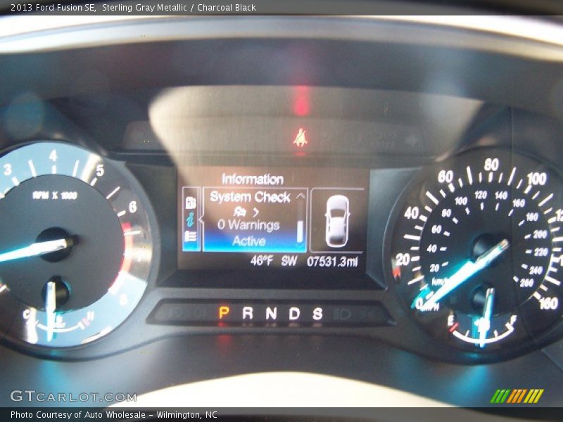 Sterling Gray Metallic / Charcoal Black 2013 Ford Fusion SE
