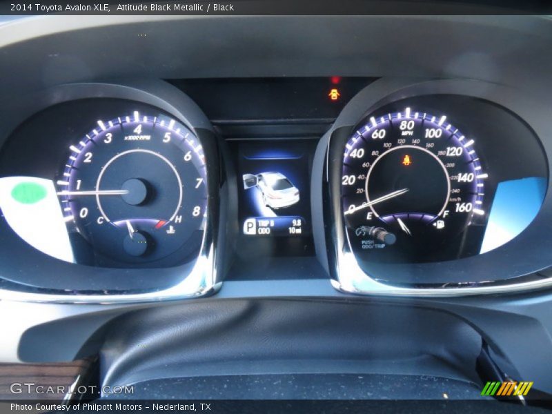 Attitude Black Metallic / Black 2014 Toyota Avalon XLE