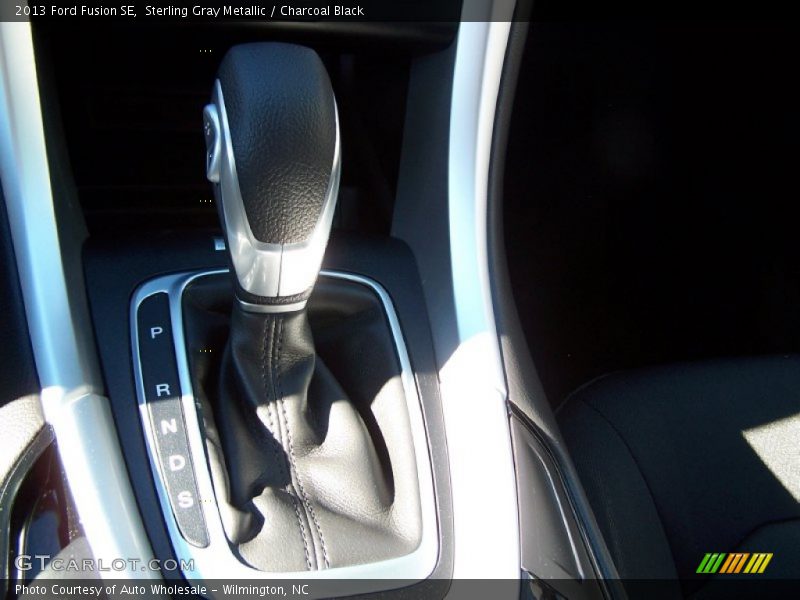 Sterling Gray Metallic / Charcoal Black 2013 Ford Fusion SE