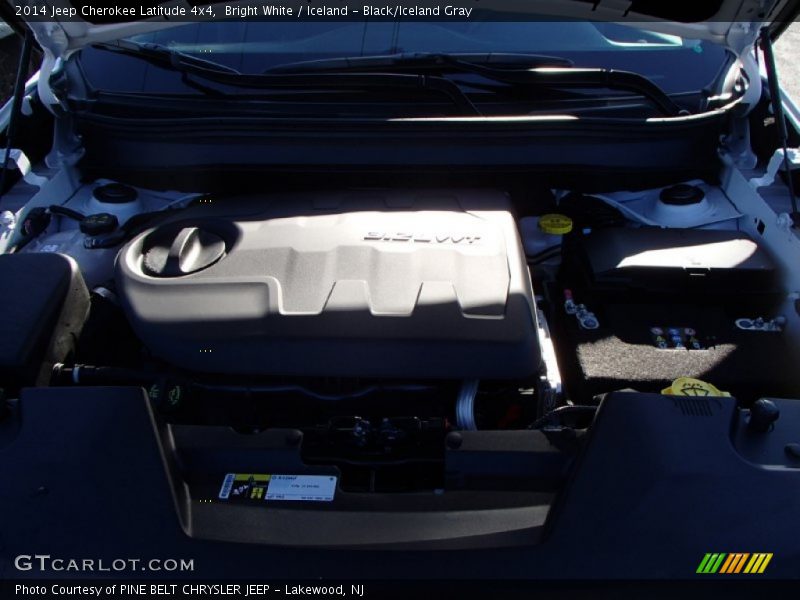 Bright White / Iceland - Black/Iceland Gray 2014 Jeep Cherokee Latitude 4x4