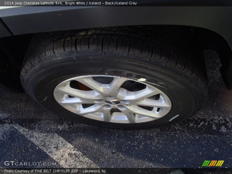 Bright White / Iceland - Black/Iceland Gray 2014 Jeep Cherokee Latitude 4x4
