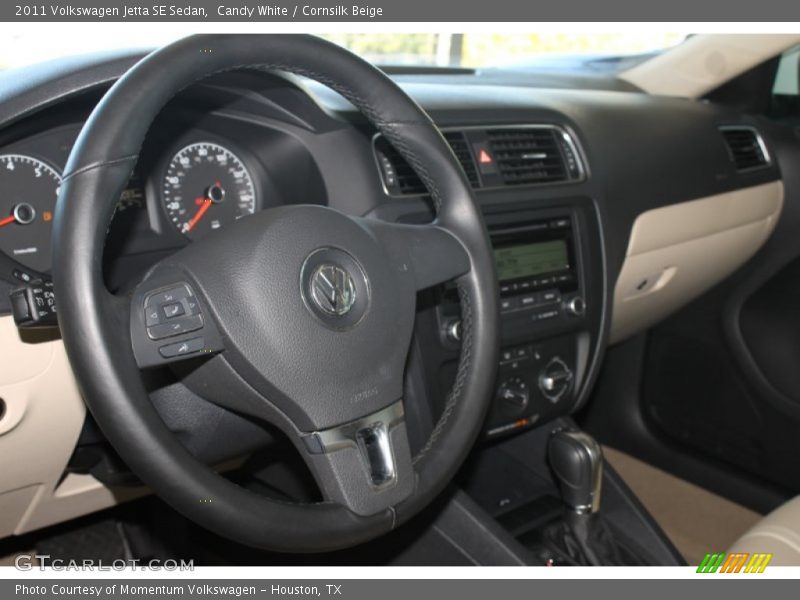 Candy White / Cornsilk Beige 2011 Volkswagen Jetta SE Sedan