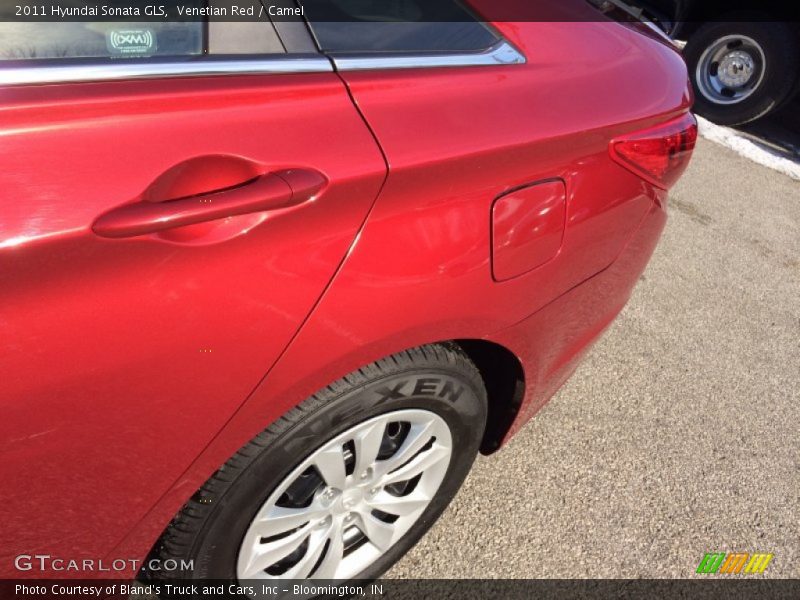 Venetian Red / Camel 2011 Hyundai Sonata GLS