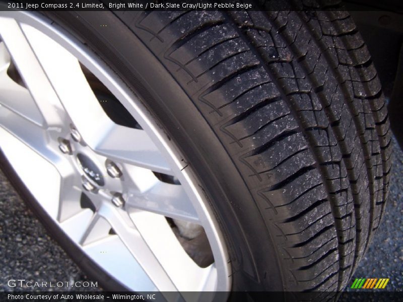 Bright White / Dark Slate Gray/Light Pebble Beige 2011 Jeep Compass 2.4 Limited