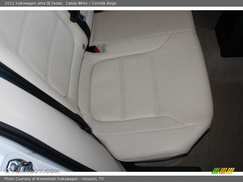 Candy White / Cornsilk Beige 2011 Volkswagen Jetta SE Sedan