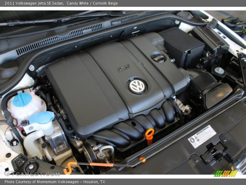 Candy White / Cornsilk Beige 2011 Volkswagen Jetta SE Sedan