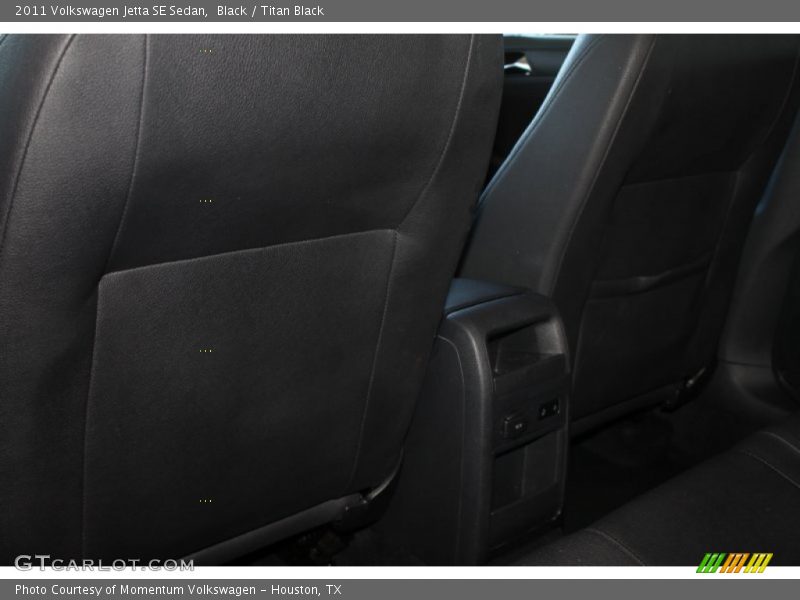 Black / Titan Black 2011 Volkswagen Jetta SE Sedan