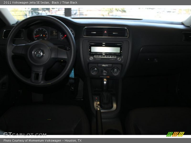 Black / Titan Black 2011 Volkswagen Jetta SE Sedan