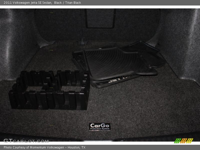 Black / Titan Black 2011 Volkswagen Jetta SE Sedan