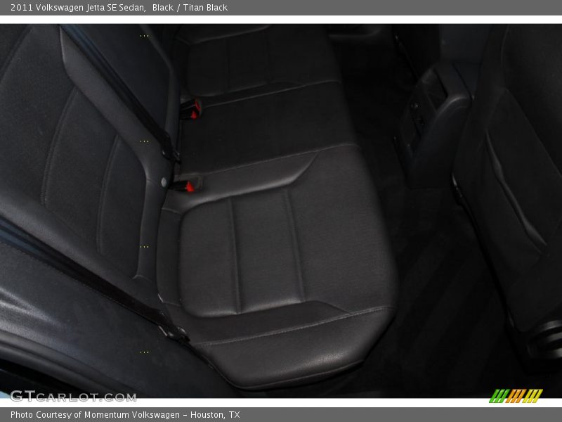 Black / Titan Black 2011 Volkswagen Jetta SE Sedan