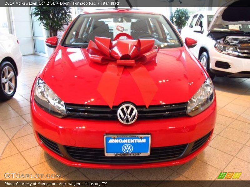 Tornado Red / Titan Black 2014 Volkswagen Golf 2.5L 4 Door
