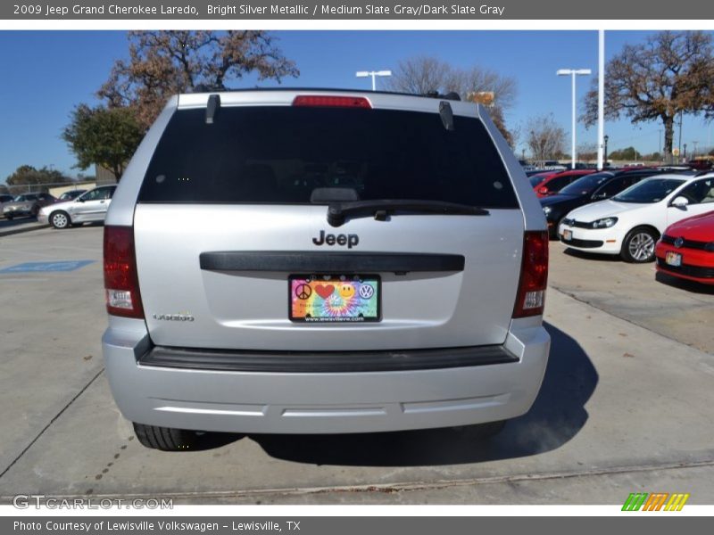 Bright Silver Metallic / Medium Slate Gray/Dark Slate Gray 2009 Jeep Grand Cherokee Laredo