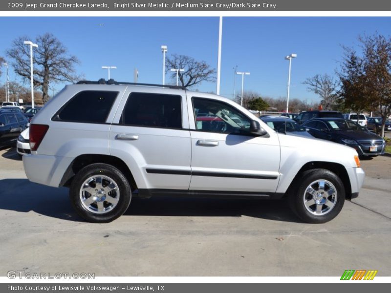 Bright Silver Metallic / Medium Slate Gray/Dark Slate Gray 2009 Jeep Grand Cherokee Laredo