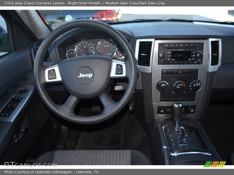Bright Silver Metallic / Medium Slate Gray/Dark Slate Gray 2009 Jeep Grand Cherokee Laredo