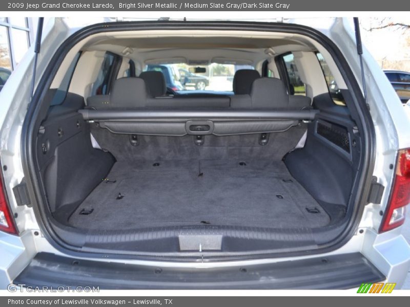 Bright Silver Metallic / Medium Slate Gray/Dark Slate Gray 2009 Jeep Grand Cherokee Laredo