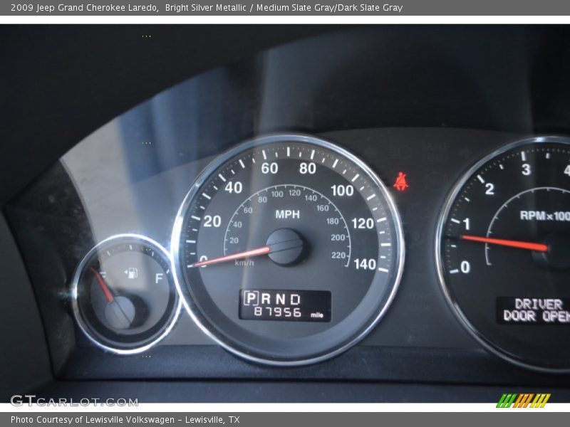 Bright Silver Metallic / Medium Slate Gray/Dark Slate Gray 2009 Jeep Grand Cherokee Laredo