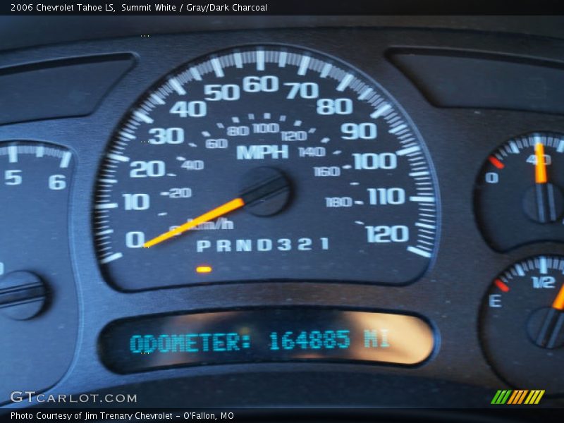Summit White / Gray/Dark Charcoal 2006 Chevrolet Tahoe LS