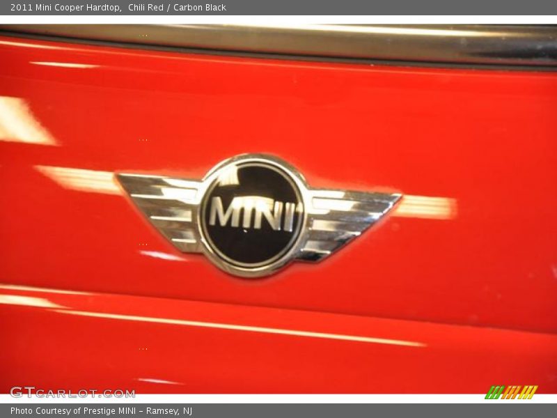 Chili Red / Carbon Black 2011 Mini Cooper Hardtop
