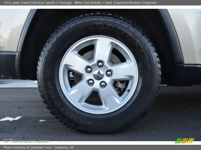 White Gold Metallic / Dark Graystone/Medium Graystone 2011 Jeep Grand Cherokee Laredo X Package